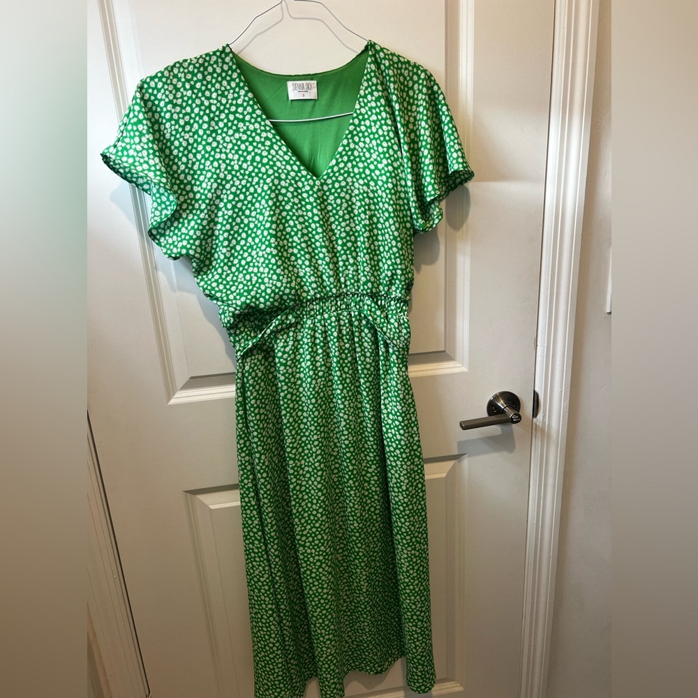 Midi green dress